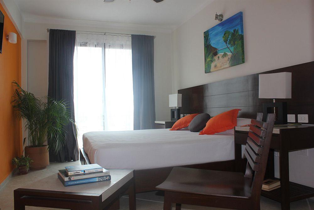 La Galeria by Bunik Hotel Playa del Carmen Bagian luar foto