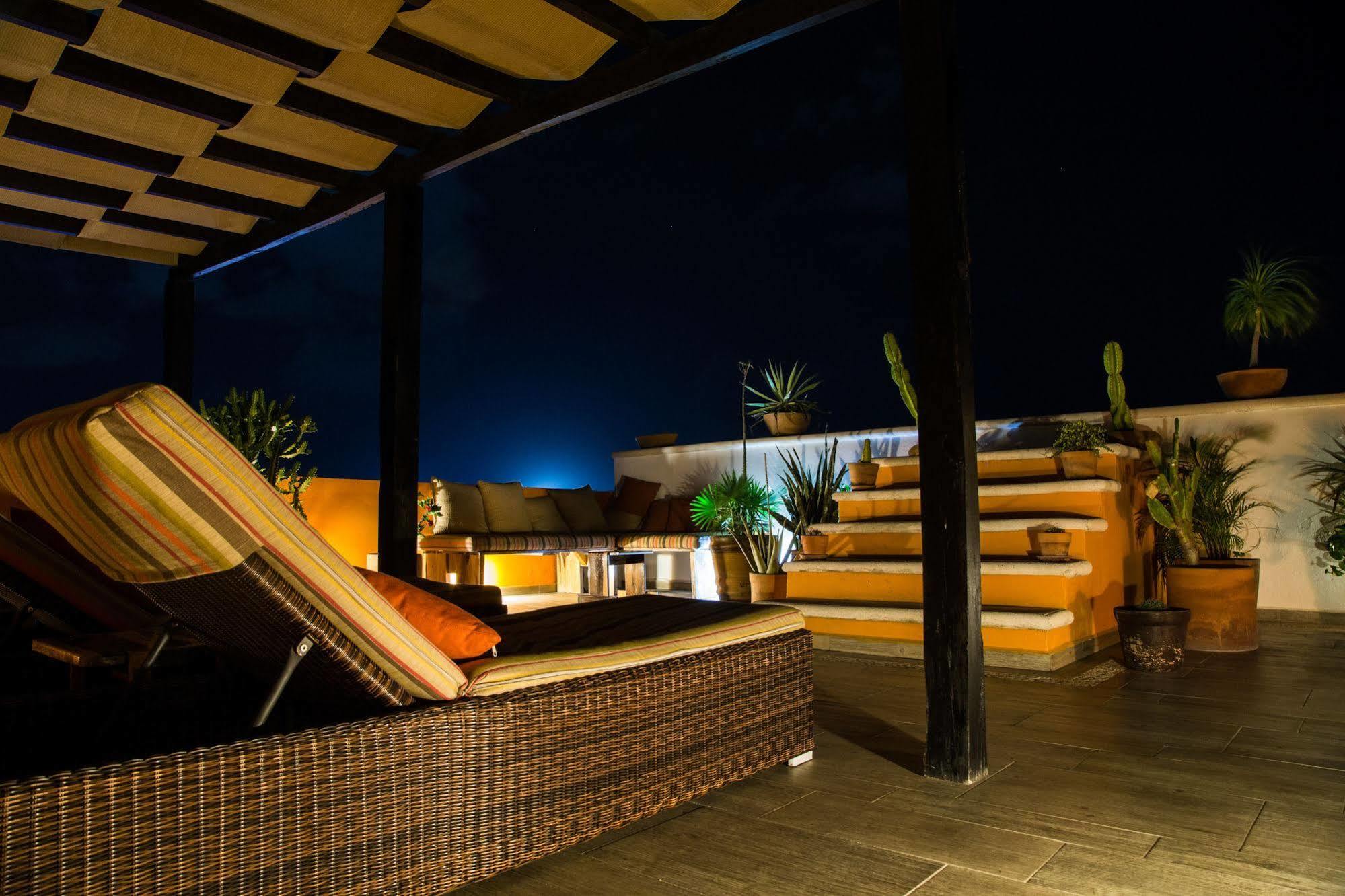 La Galeria by Bunik Hotel Playa del Carmen Bagian luar foto